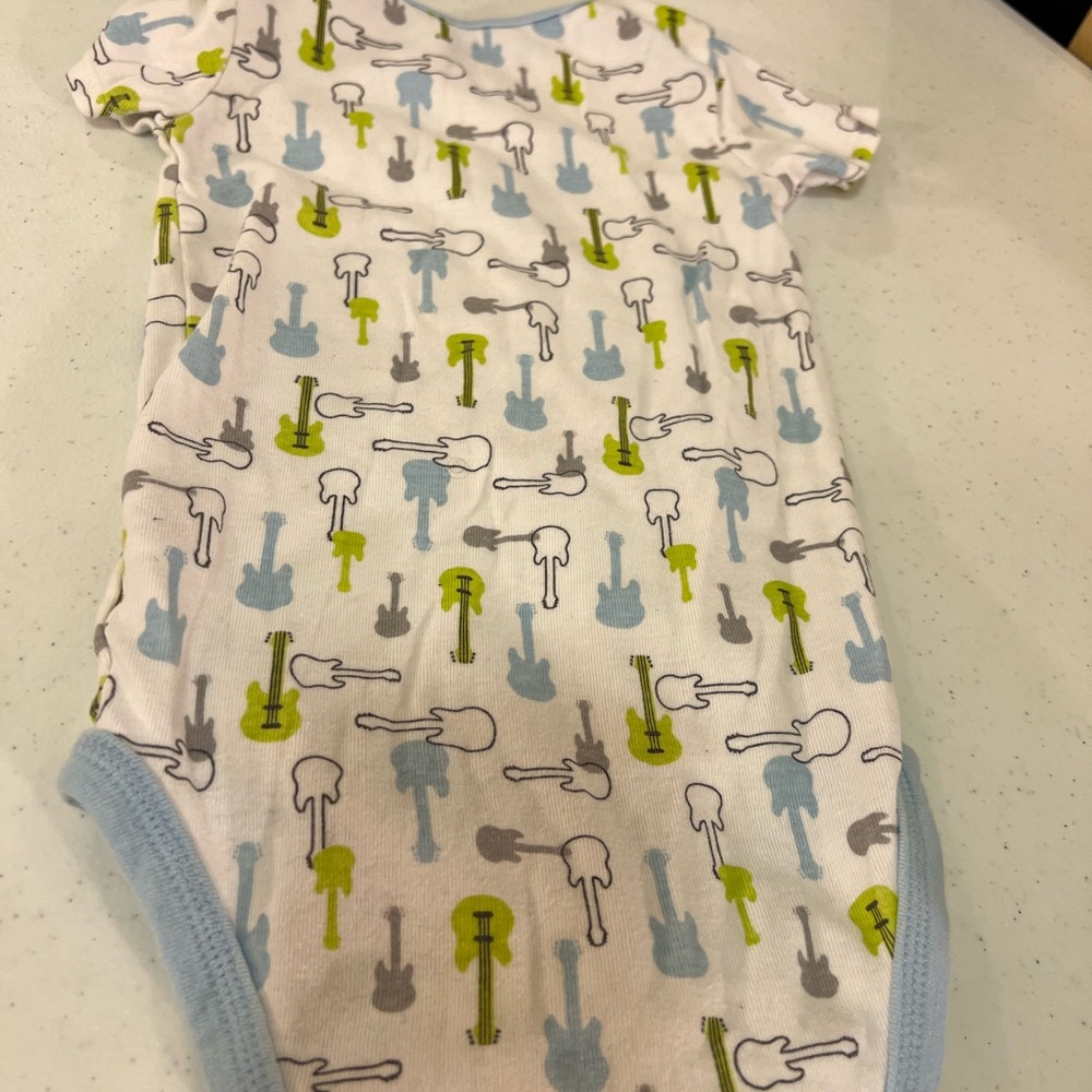 Baby clothes size 24 months